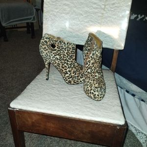 Women's heels